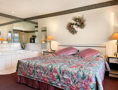 Travelstar Inn & Suites Colorado Springs Pokoj fotografie
